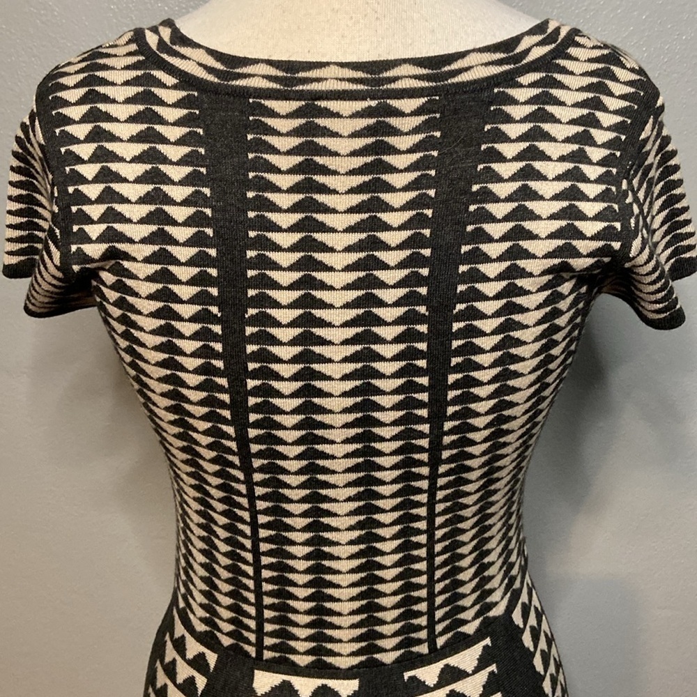 Just Taylor Sweater Dress Fit And Flare Dark Gray Tan S - Picture 5 of 11
